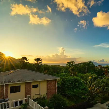 Sunset Haven Villa Beau Vallon  Exterior photo